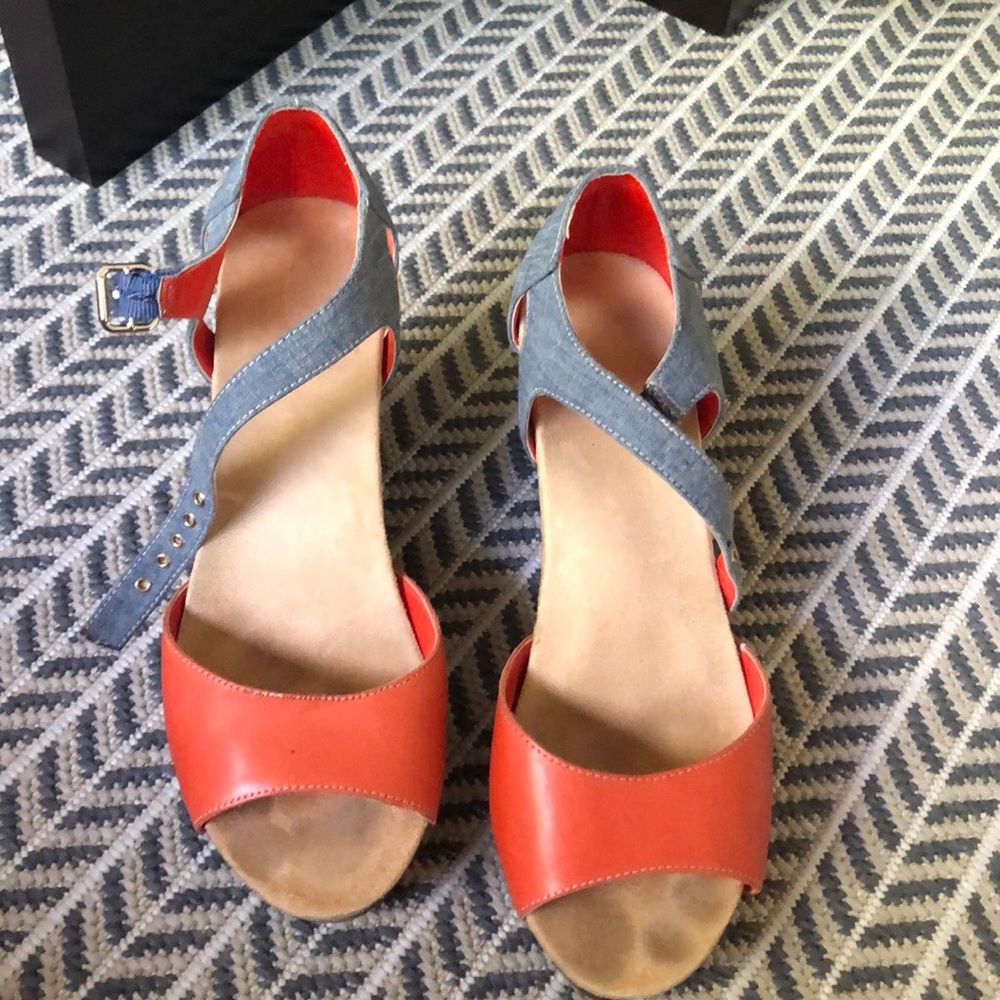 Sandals,blue and orange color.